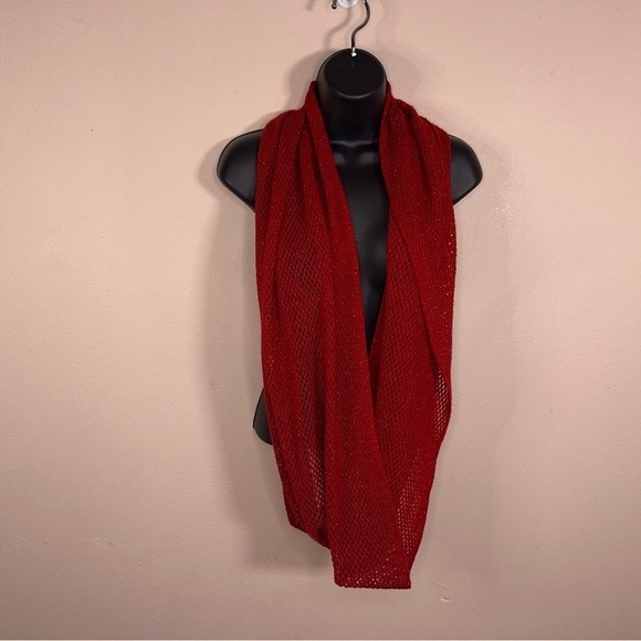 Y2K STEVE MADDEN RED GLITTER KNIT CROCHET INFINITY SCARF - Picture 6 of 11